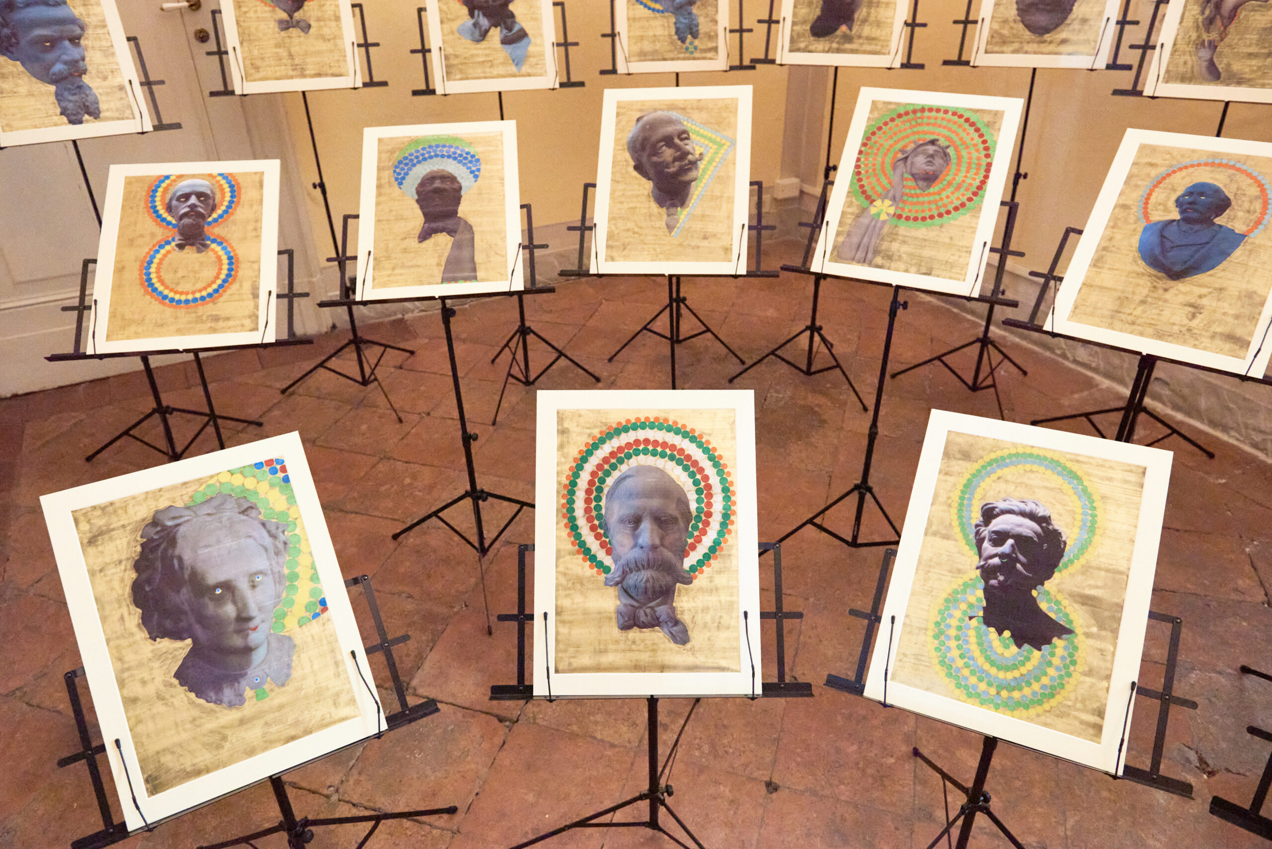 Albano Morandi, Les chants de la mi-mort, suggestioni metafisiche (da Savinio) al cimitero monumentale in un caldo giorno d'agosto - dettaglio, 2015-2016, Installation view